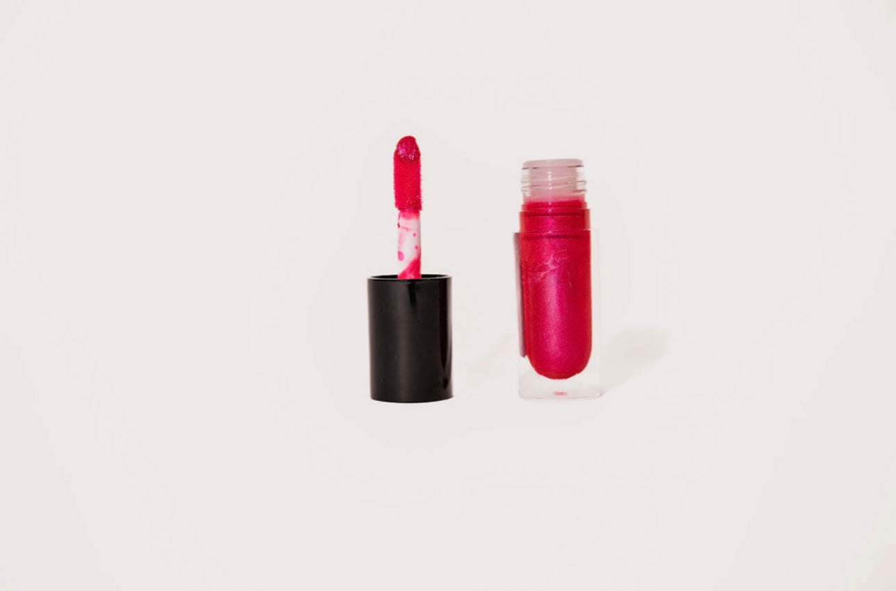 MODEL BEHAVIOR | LIP GLOSS | PIGMENTED DREAMS COLLECTION